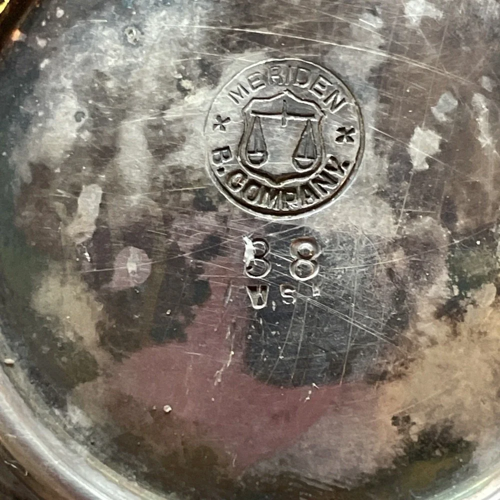 Antique Meriden B Company Silver Plated Loving Cup Trophy Urn Vase Ice Bucket